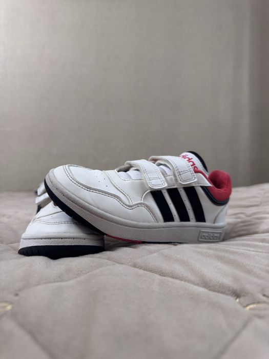 Кросівки кеди adidas 32