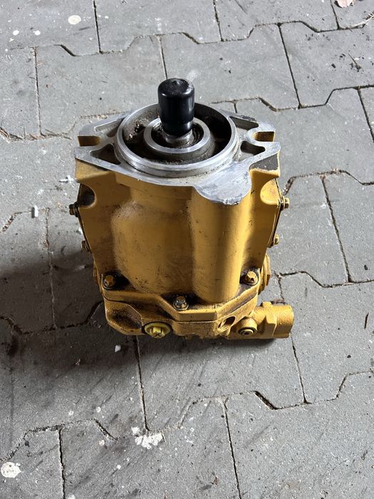 Pompa Hydrauliczna koparko-ładowarka CAT CATERPILLAR 416/428
