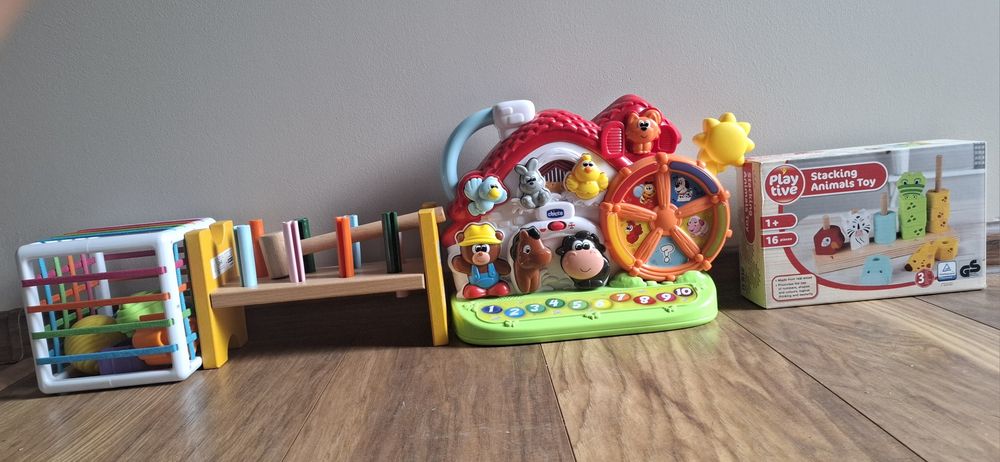 Chicco farma grająca, Fat Brain Toys sorter, Ikea wbijak