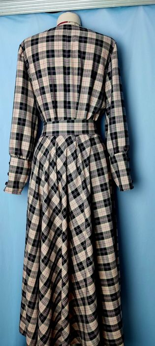 Sukienka  z wiskozy w kratkę roz. 4042/44