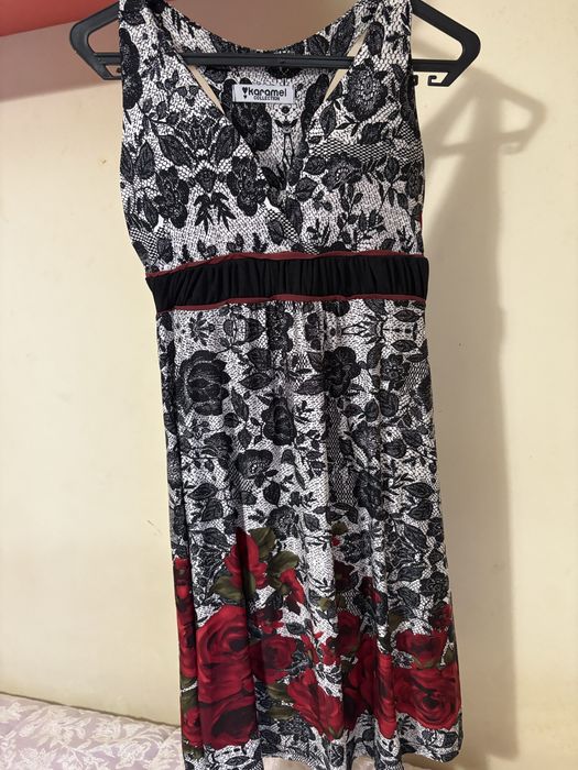 Varios vestidos…..