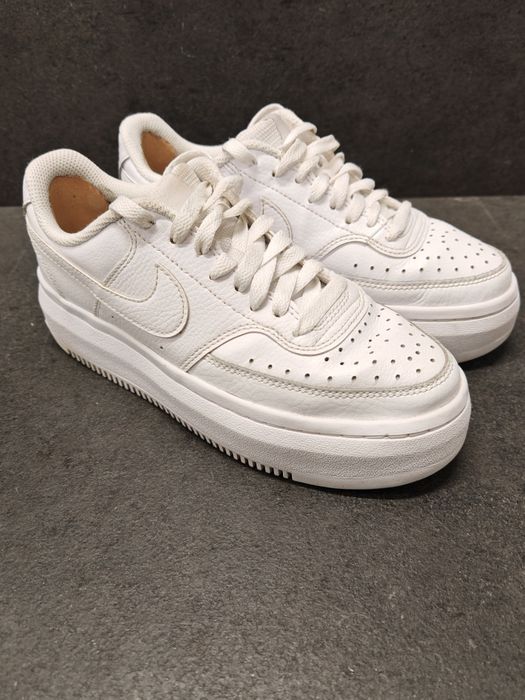 Nike court vision Alta r.38