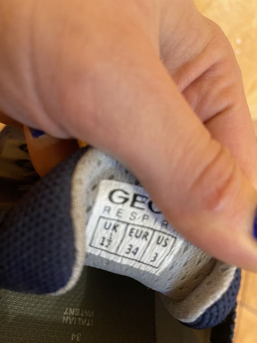 Фірмові кросівки geox 33 34 розмір