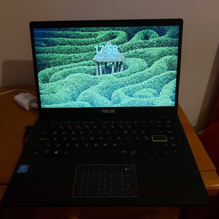 Vendo Computador asus