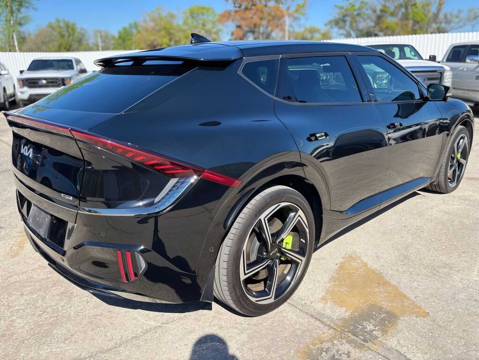 Kia EV6 GT      2023