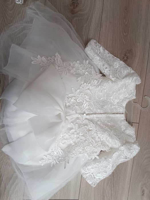 Sukienka chrzest 68
