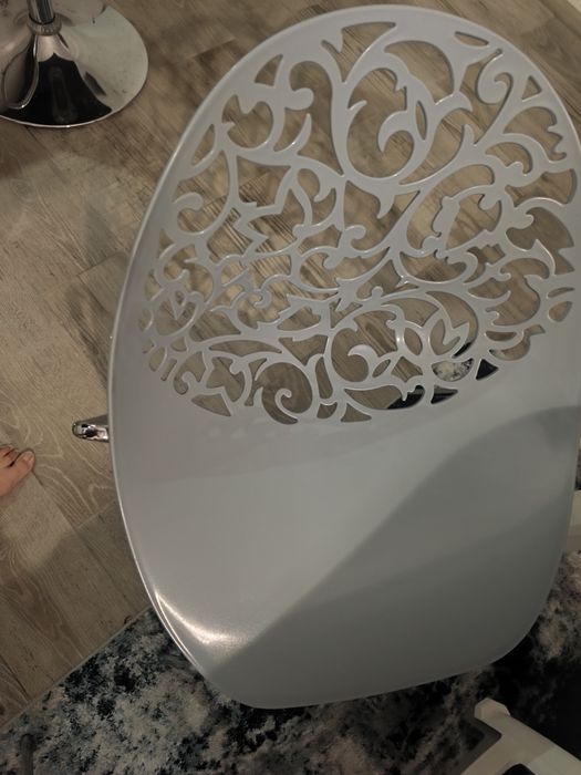 Mesa com 4 cadeiras