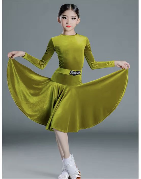 Бейсік,сукня для бальних танців 140 см