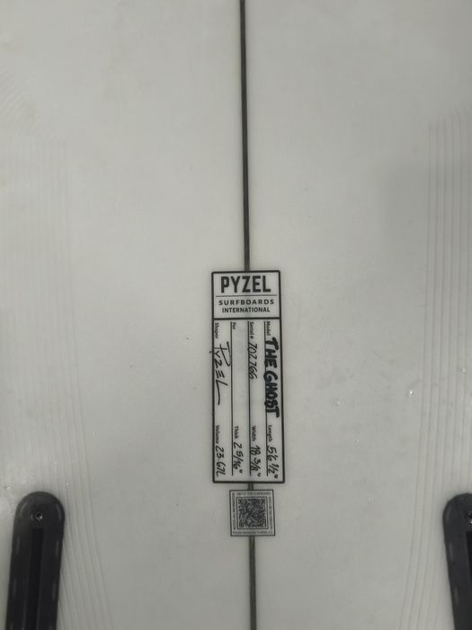 Prancha de surf Pyzel Ghost 5'6 1/2