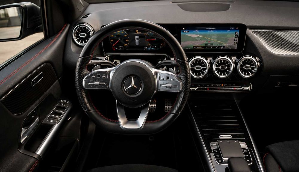 Mercedes-Benz B 180 AMG Line