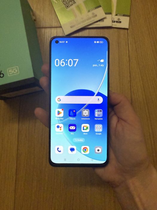 Oppo Reno 6 5G  8/128 + gratisy
