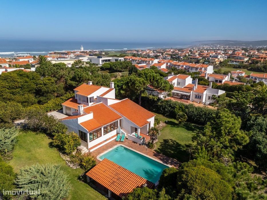 Moradia Isolada com Garagem, Jardim e Piscina no Praia d'el Rey Bea...