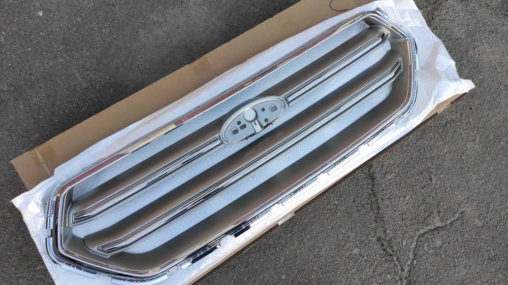 Решетка радиатора Ford Escape Kuga 2016-2019 решётка Форд Эскейп