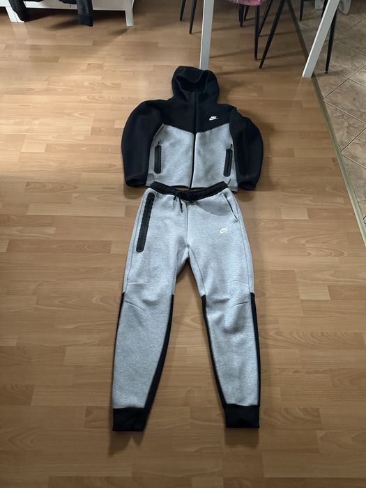 Dres nike tech fleece