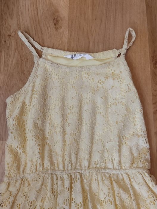 Sukienka żółta na ramiączkach