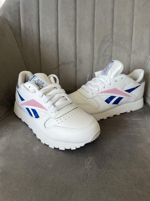 Reebok classik кросівки білі кроссовки