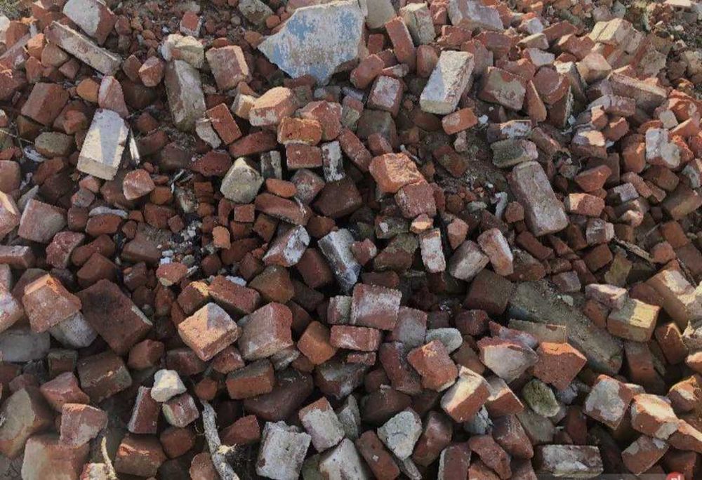 Gruz budowlany,cegły
