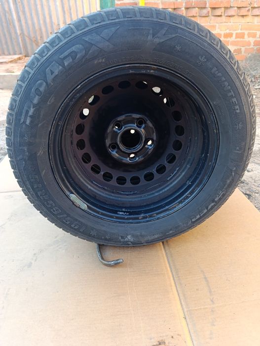 Продам колеса ,без порізів ,без шишок ,з дисками відбалансовані !