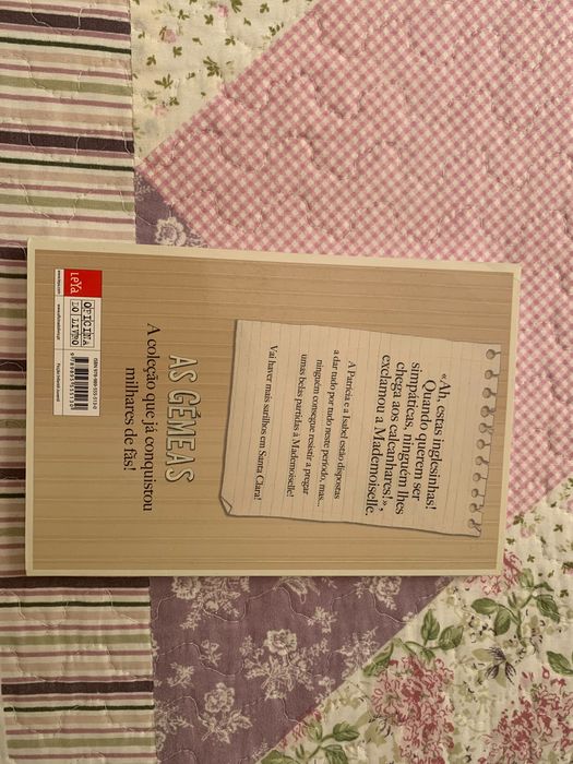 Livro juvenil - “AS GÉMEAS voltam ao Colégio”