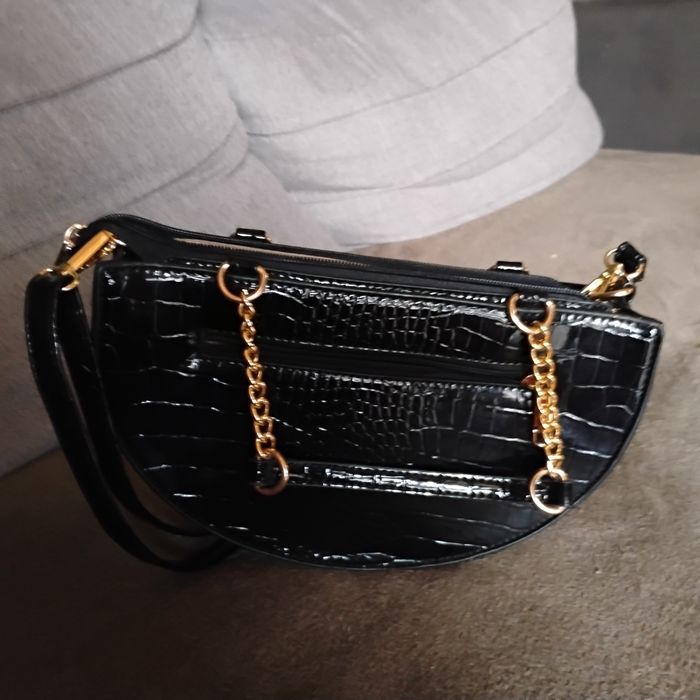 Czarna torebka damska