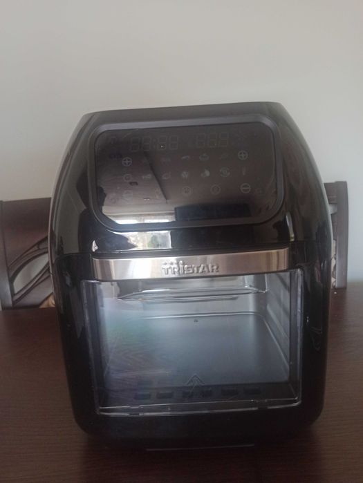 piekarnik Tristar z frytkownicą