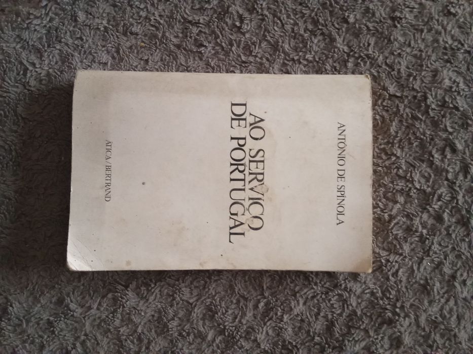 Livro de António Spínola