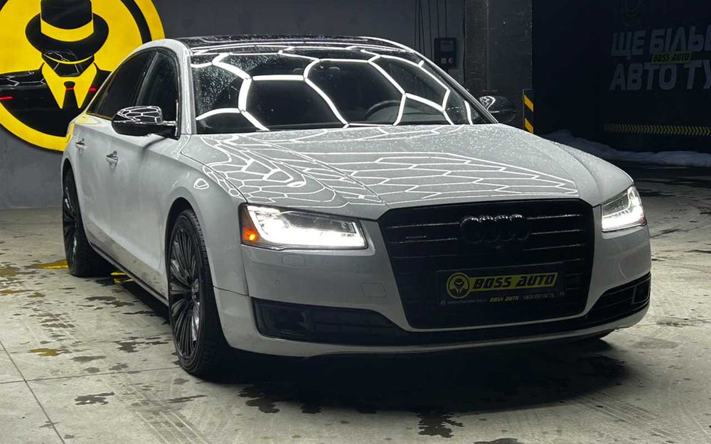Audi A8 2014 року