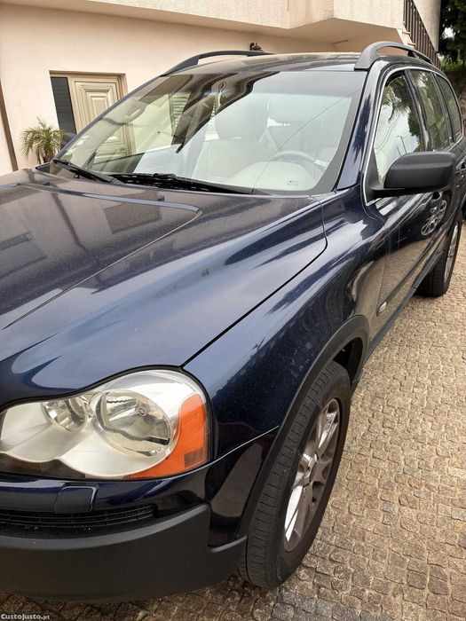 Volvo XC90 D5 2004