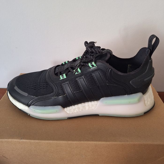 adidas NMD V3 Boost