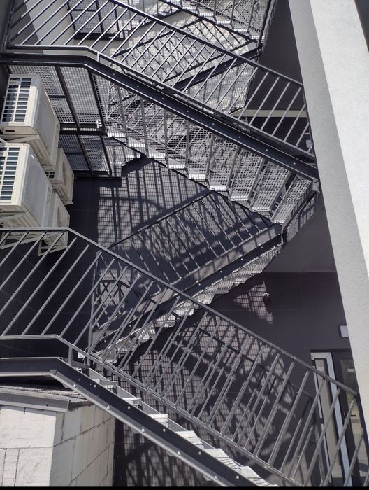 Виготовлення металоконструкцій під замовлення.