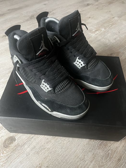 Jordan 4 Black Canvas