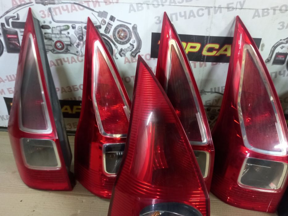 Задній фонарь стоп на Рено Меган 2 Універсал 2003-2009 Renault Megane