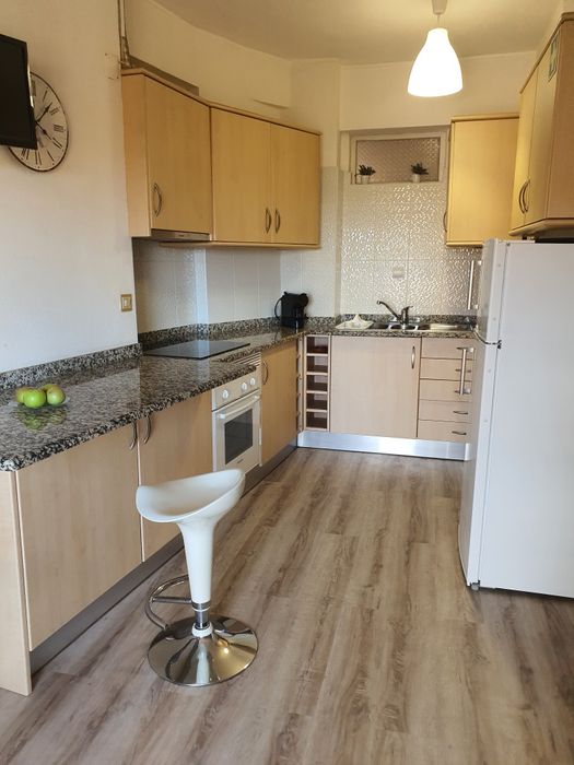 Algarve férias apartamento com piscina e vista mar.