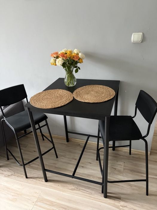 Stół i 2 krzesła IKEA czarne
