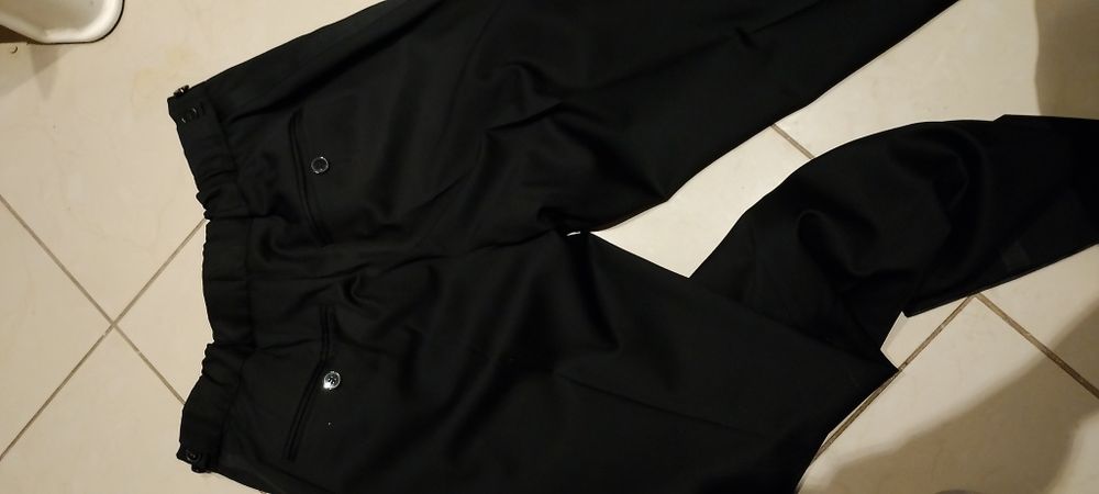 Spodnie czarne smokingowe 176/84pas