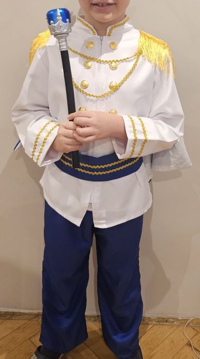 Strój księcia roz 134/140