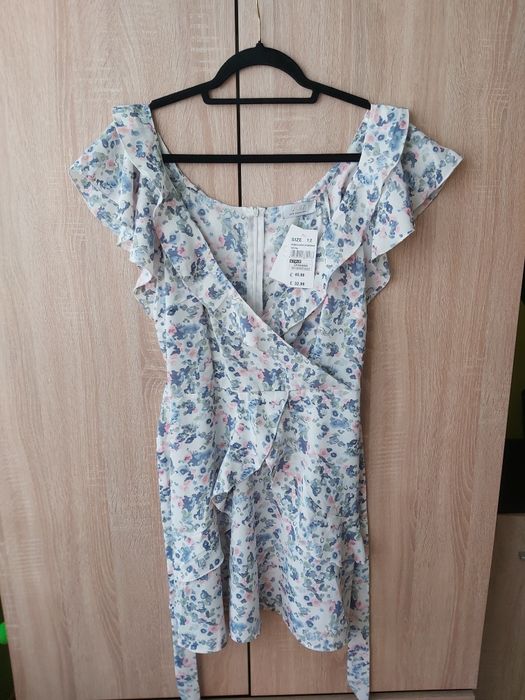 Nowa sukienka damska w kwiatki r. L Quiz