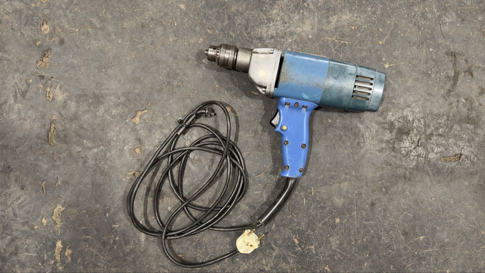 Продам дрель ИЗ-1019а