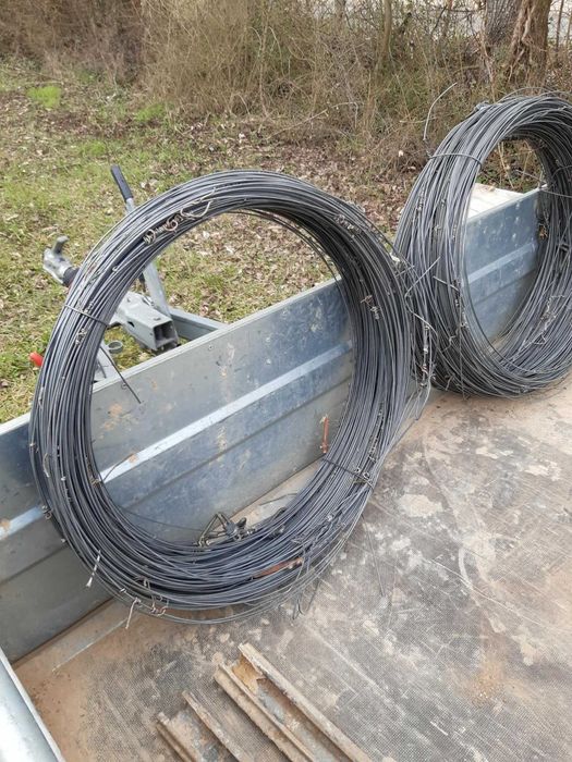Słupki metalowe do malin, ogrodzeń, winogron