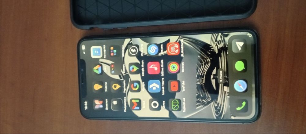 Правда iPhone Xs  Max