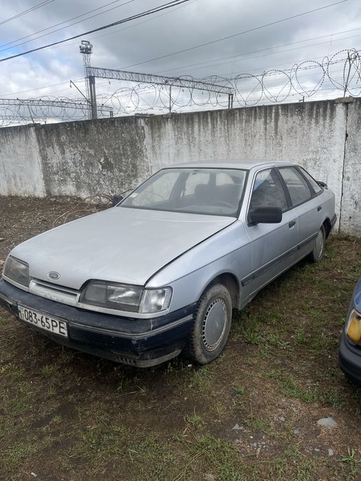Продам Ford Sierra/Scorpio ціна за два автомобіля)