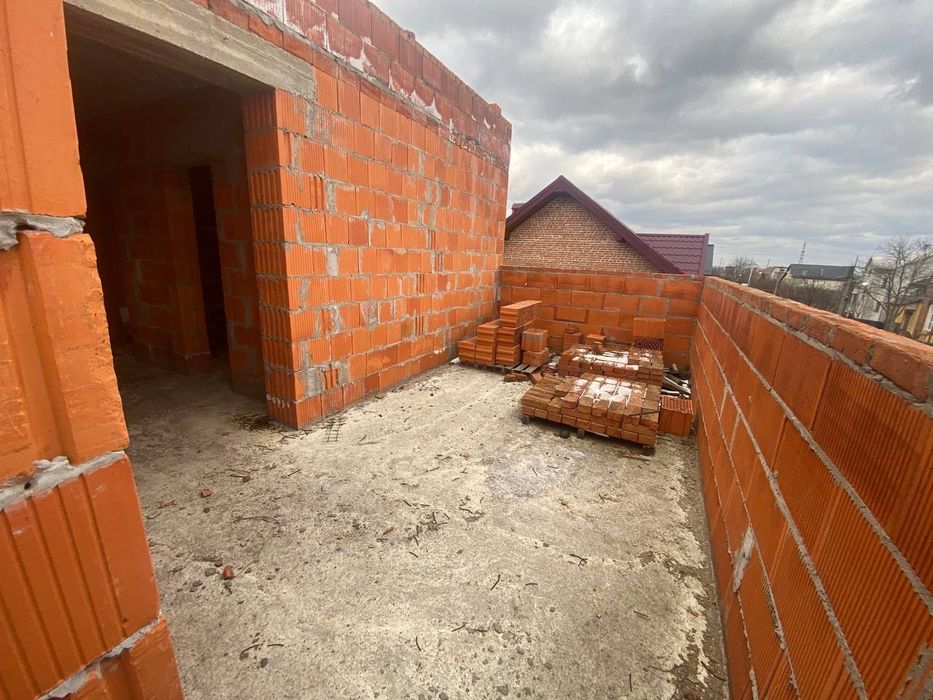 Продаж незавершеного будинку у с Сороки Львівські