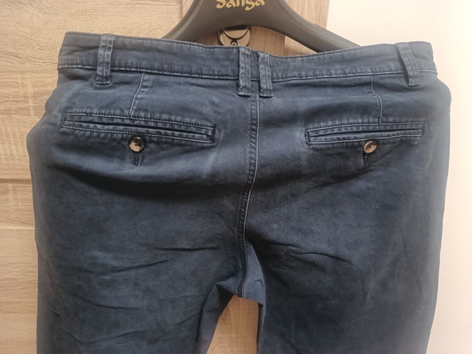 Męskie klasyczne materiałowe granatowe spodnie chinosy Smart casual