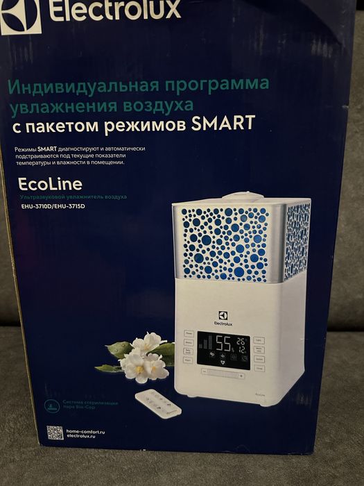 Ультразвуковой увлажнитель воздуха Electrolux EHU-3710D/EHU-3715D.