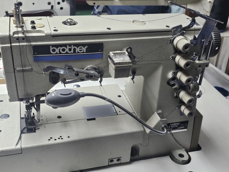 Maquina para interlock  ideal para coser mMaquina para interlock  ideal para coser malhas