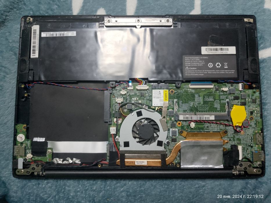 СРОЧНО Продам Ноутбук SCHENKER i7 6500u на запчасти или под востонавле