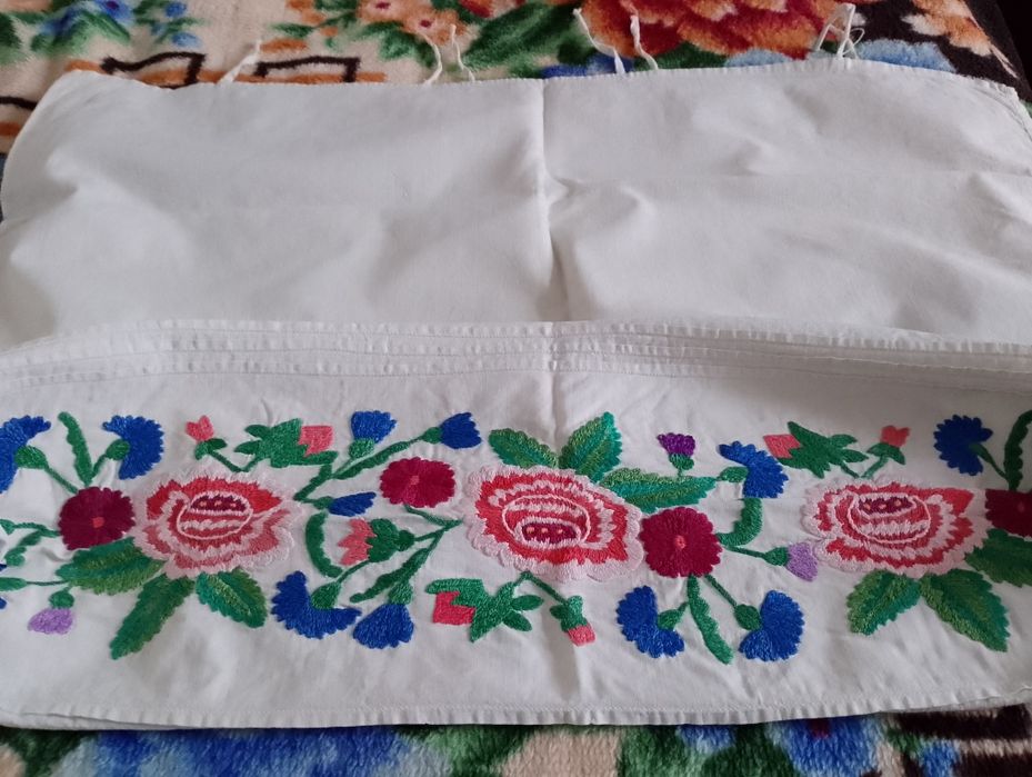 Наволочка вишита стародавня