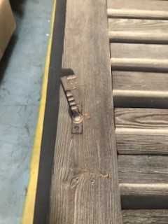 Przedwojenne drewniane okiennice wraz z okuciami