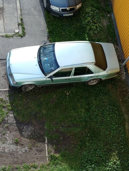 Здається в оренду дуже файний 124 мерс, дізель 2.5