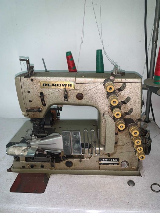 Máquina de 4 agulhas com puller